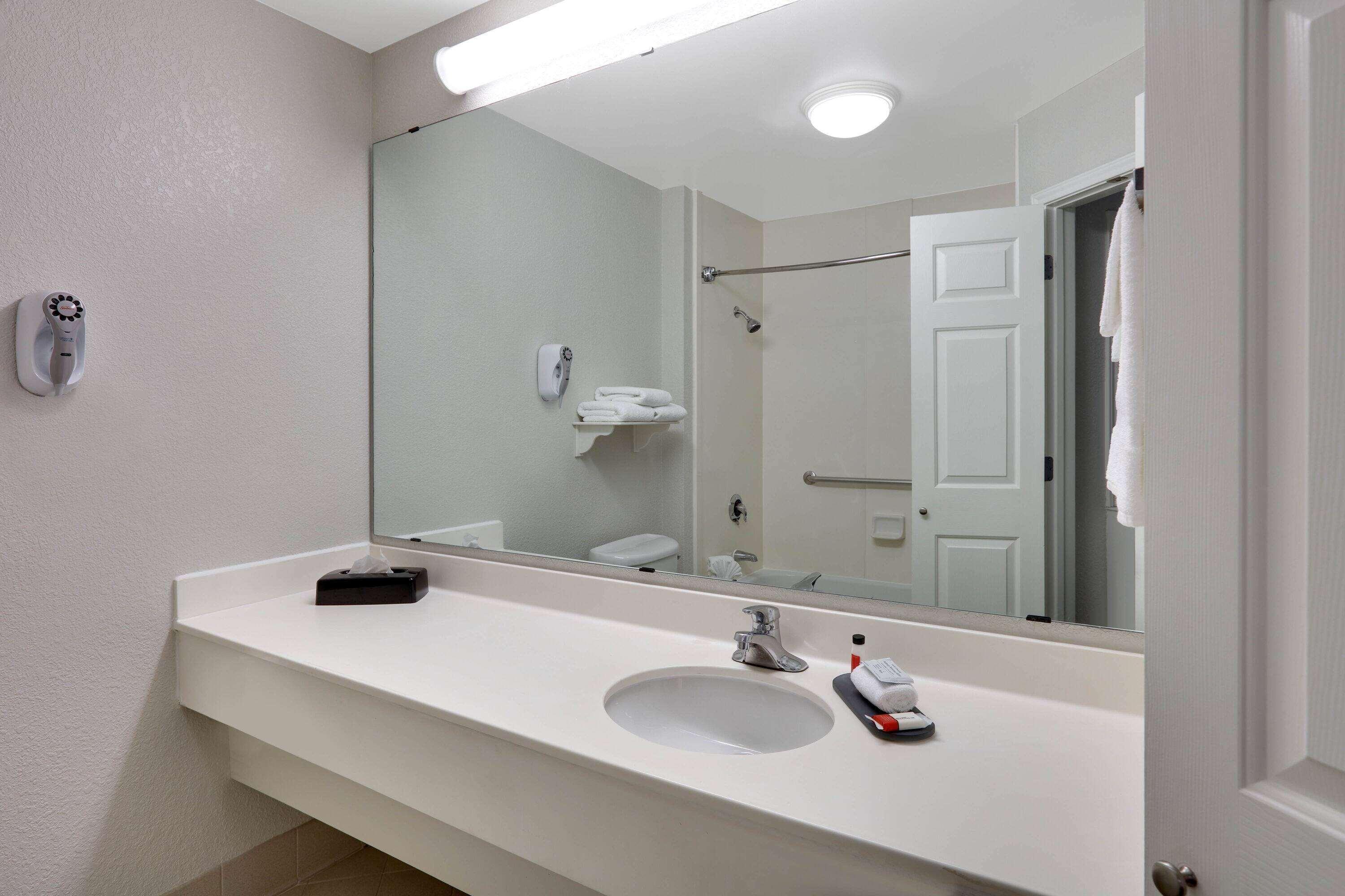 La Quinta By Wyndham Dallas North Central Buitenkant foto